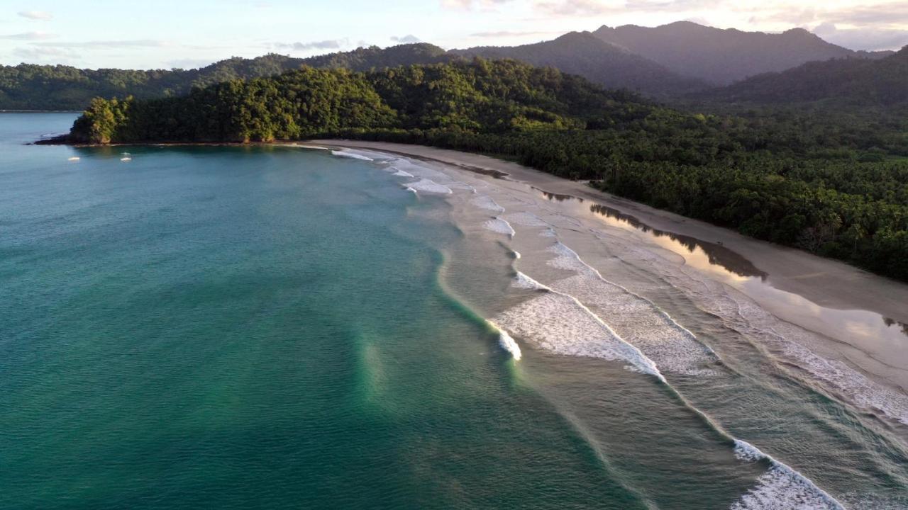 Arkadia Beach Resort Underground River Sabang  Extérieur photo